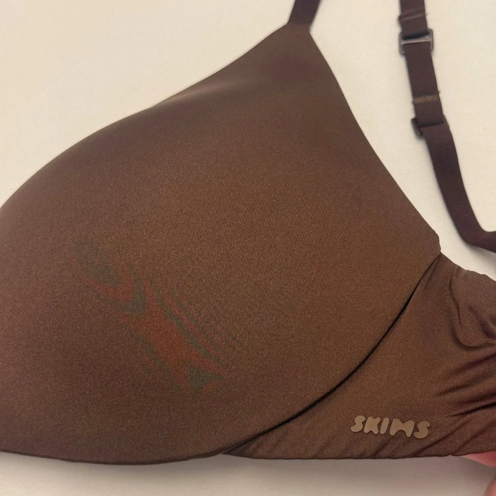 Skims, Wireless Form Push Up Plunge Bra, 32DD, Cocoa, Seamless Comfort, MSRP $54